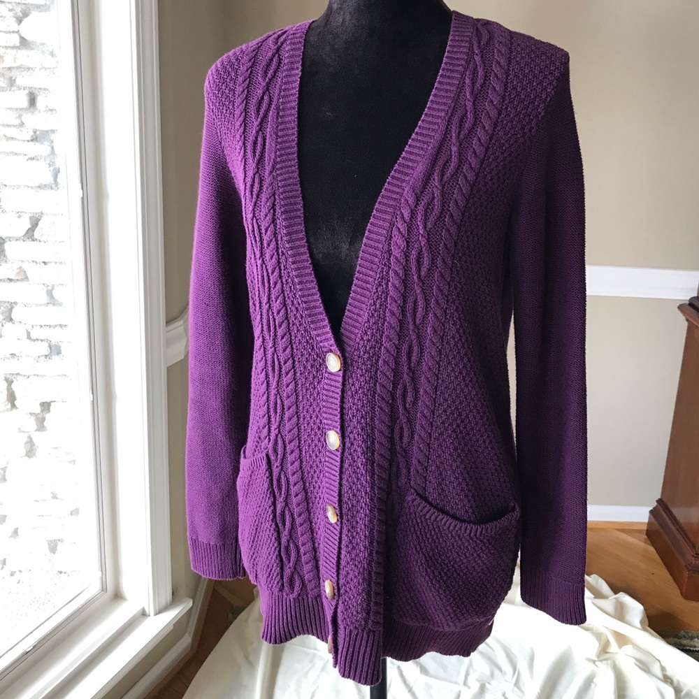 American Eagle Purple Cardigan EUC